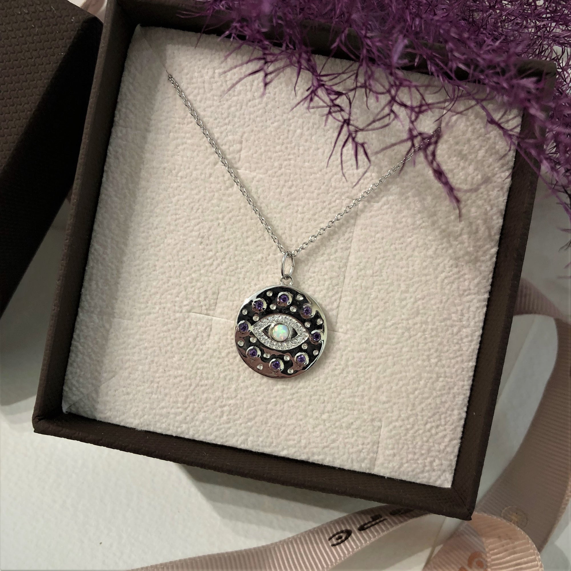 Blue Eyes Necklace - penelope-it.com